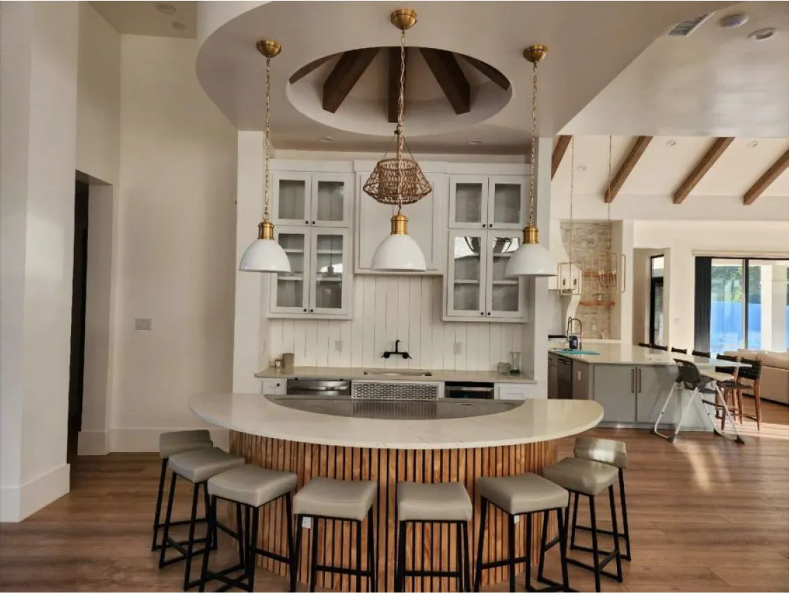 Modern kitchen made by Home Projex
